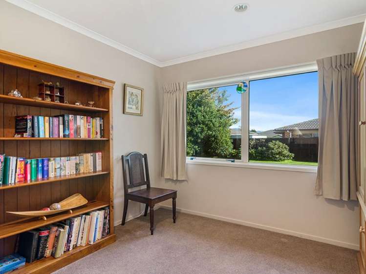 11 Courtenay Place Owhata_12