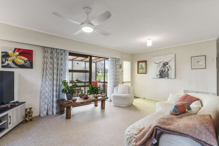 2/77 Stanniland Street Sunnyhills_10