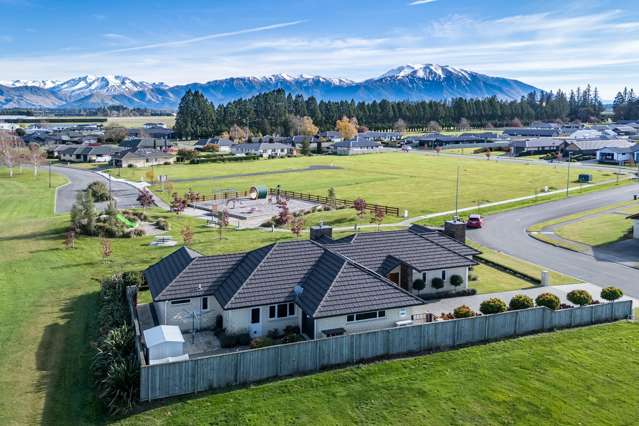 Park-side Home with Forever Mountain Views