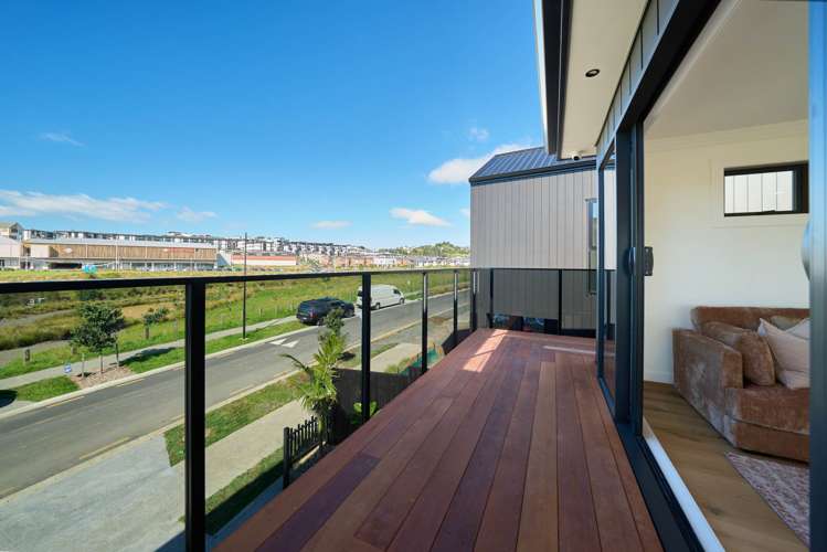 12 Streamview Way Long Bay_37