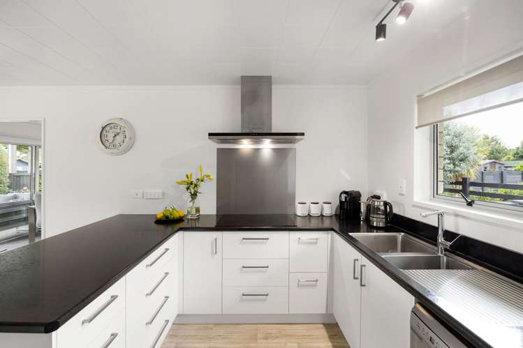 164 Burns Street Leamington_8