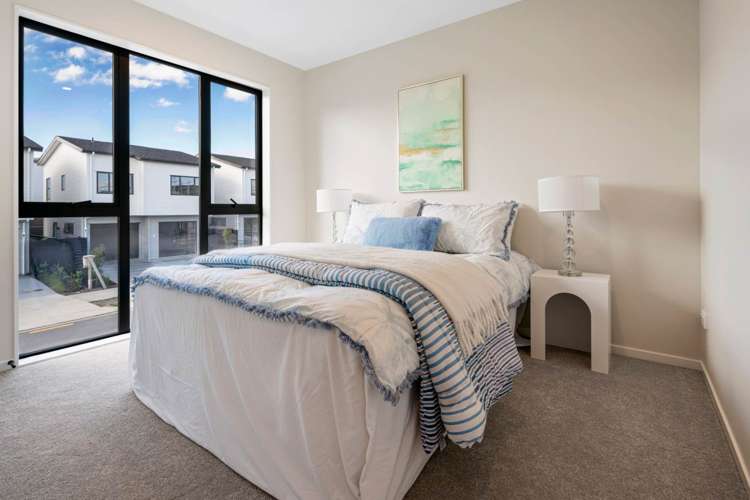 6 Greenbrier Street Westgate_14