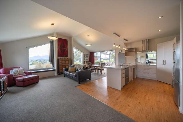 22 Burnby Drive Te Anau_2