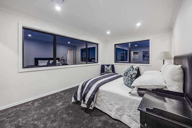 17 Ballyalton Crescent Flat Bush_24