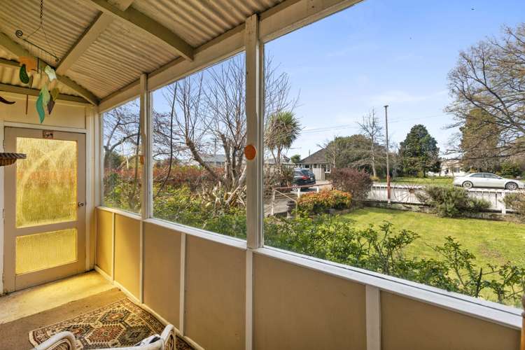 186 High Street South Carterton_8