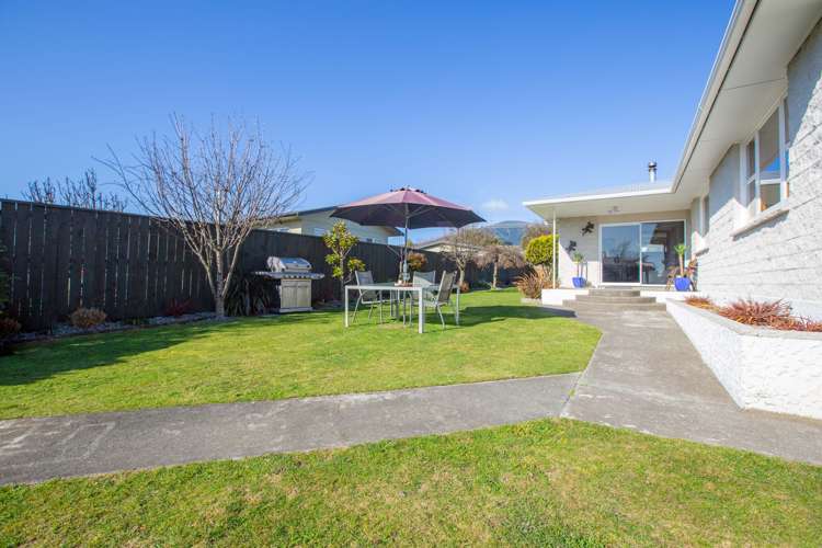 22 Keats Crescent Stoke_15