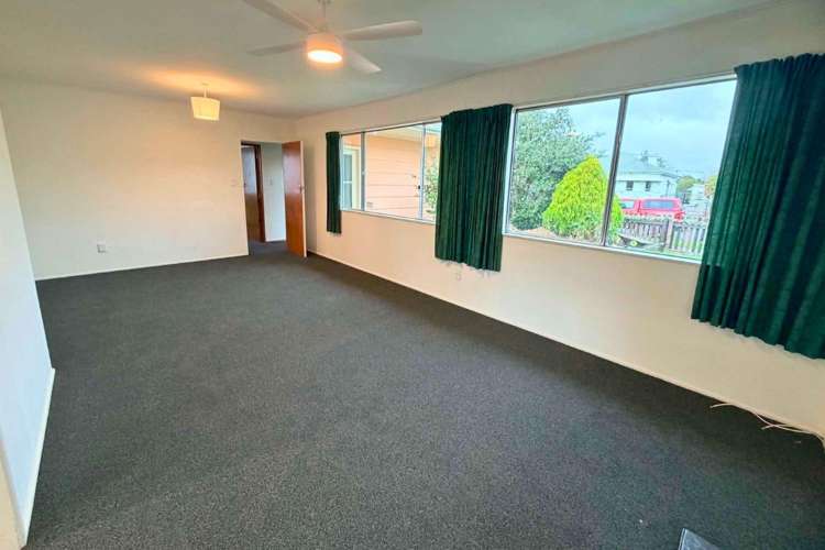 18 Hogg Crescent 10754_1