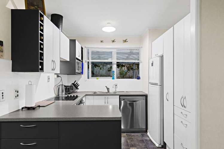 46b Captain Scott Road Glen Eden_7