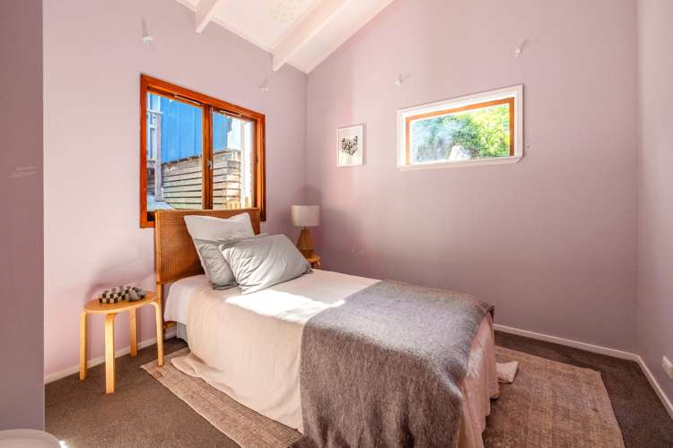 9 Causeway Road Surfdale_13
