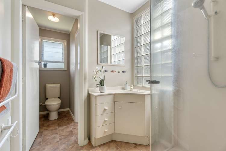 10 Glover Street Leamington_15