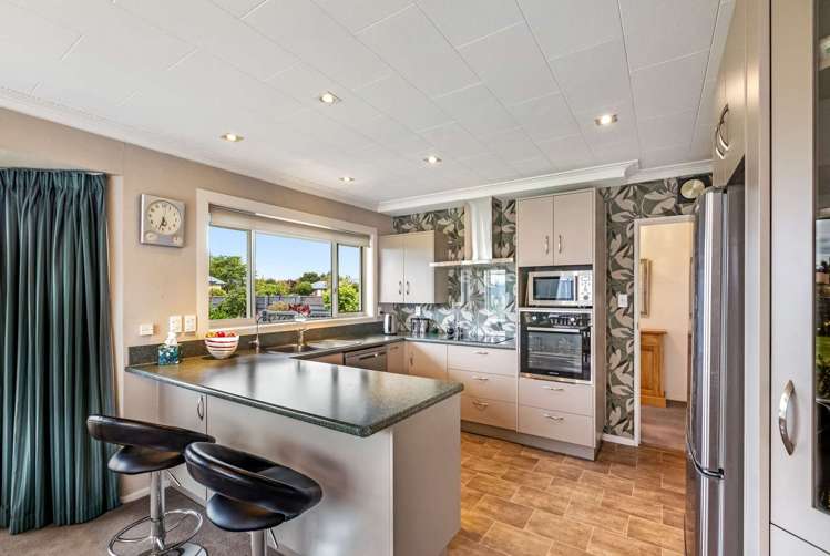 1 Ballantrae Place Gore_11