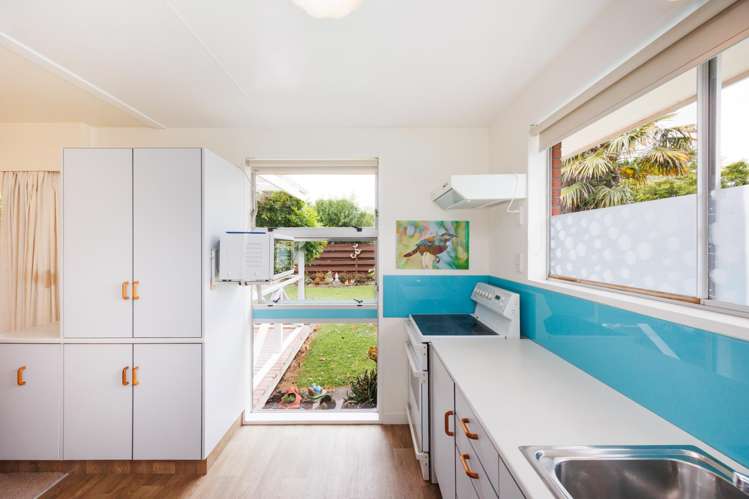 2/361 Botanical Road West End_10