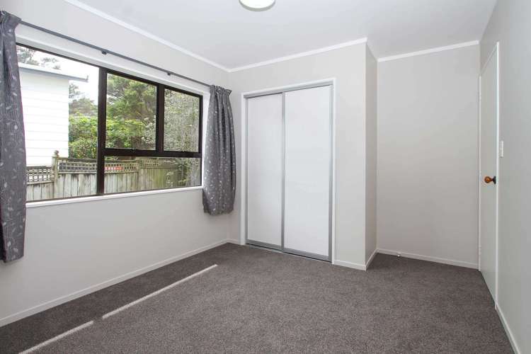 2/332 Whangaparaoa Road Stanmore Bay_10