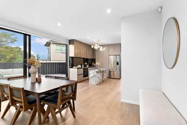 11/35 Mainston Road_4