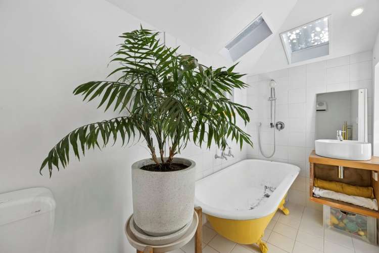 112 Doctors Point Road Waitati_6