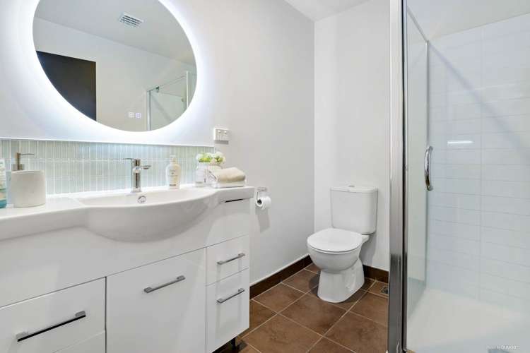 92c Michael Jones Drive Flat Bush_2