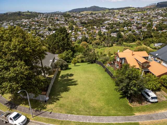 Large Section - Great Outlook!