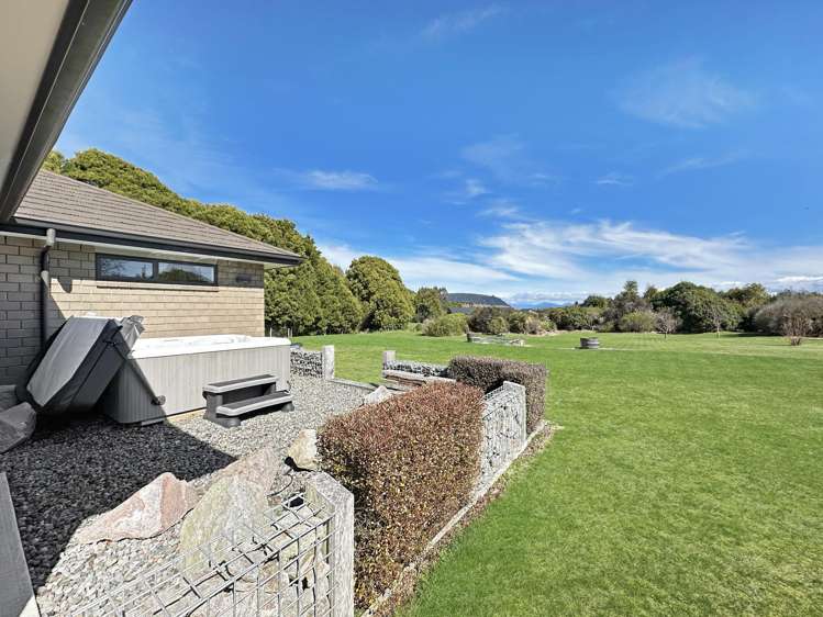 12 Lacebark Drive Kinloch_39