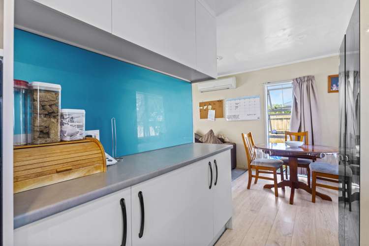 15 Dillon Crescent Clover Park_6