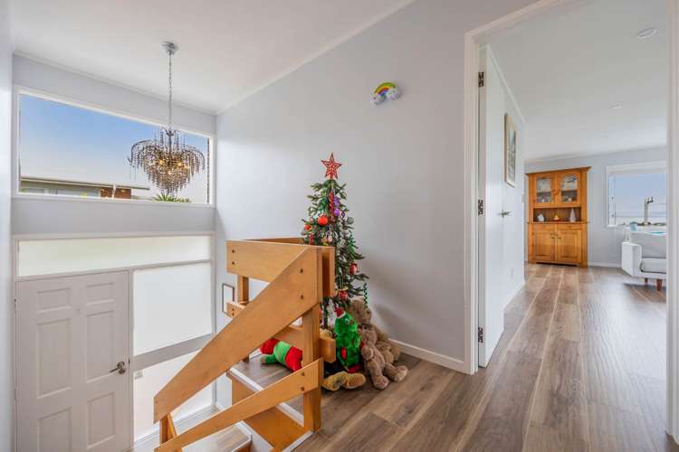 2/4 Rangitoto Terrace Milford_8