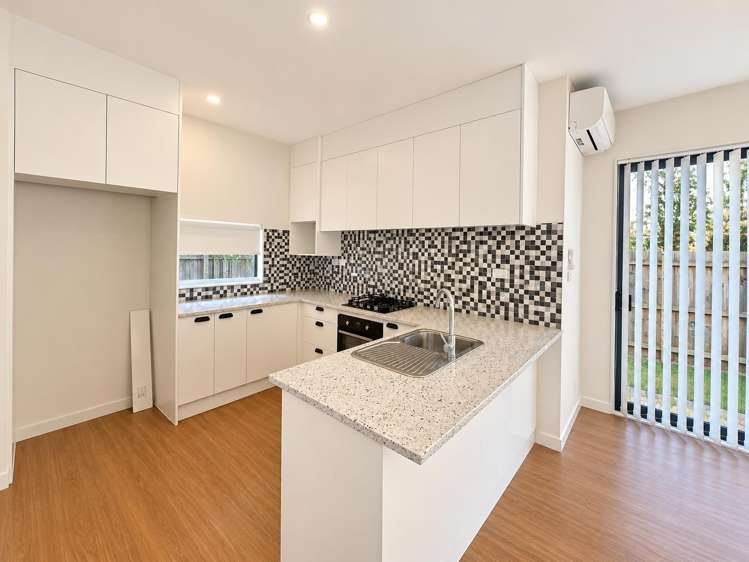 306 Bucklands Beach Road Bucklands Beach_2