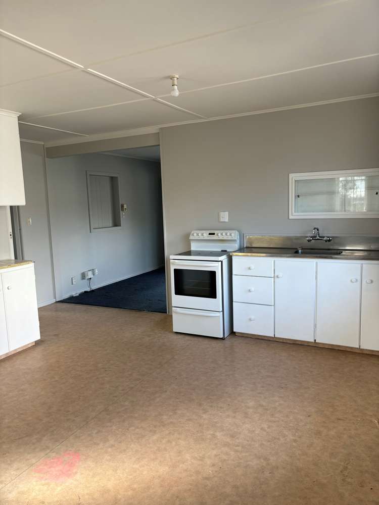 606 Huia Street Camberley_2