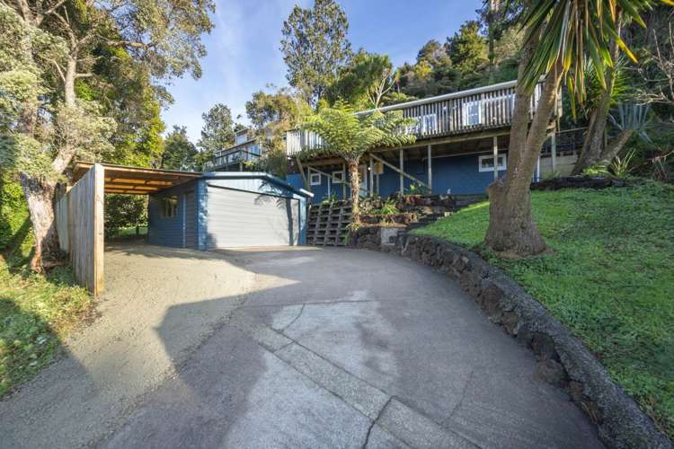 19 Kauri Point Road Laingholm_13