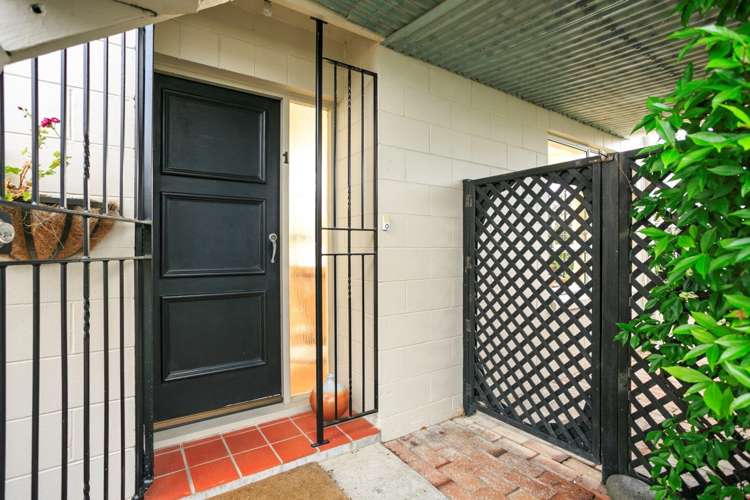 1/132 Victoria Road Devonport_14