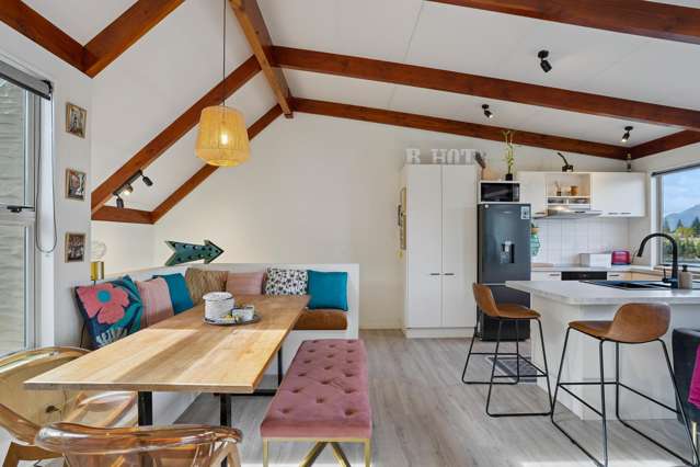 3/6 Suburb Street Queenstown_4