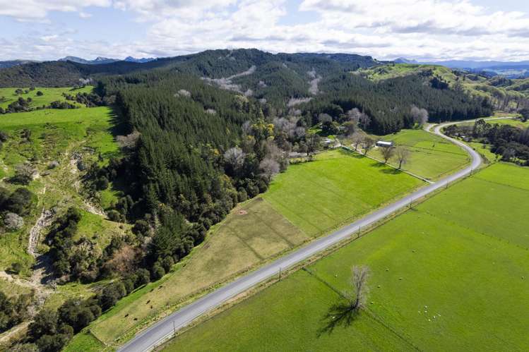741 Whatatutu Road Te Karaka_18