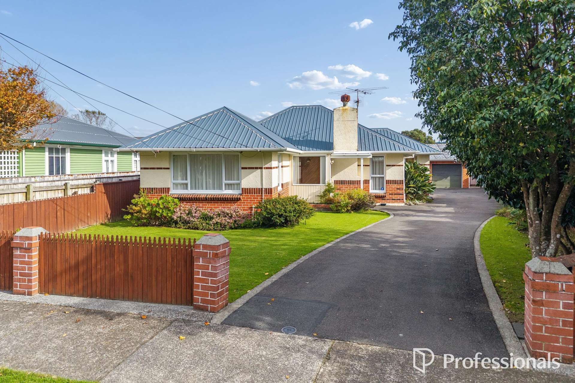 259 Riverside Drive Waterloo_0