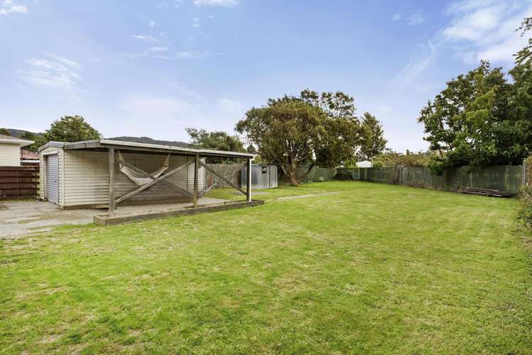 39 Hine Road Wainuiomata_9
