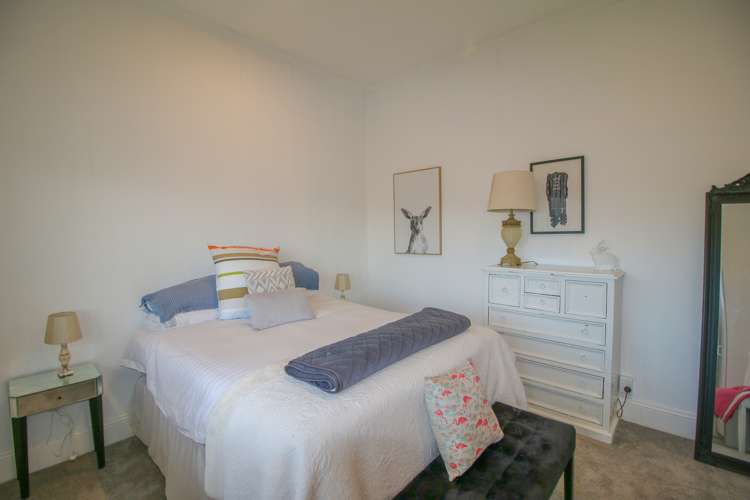 63 Liffey Street Bluff_9