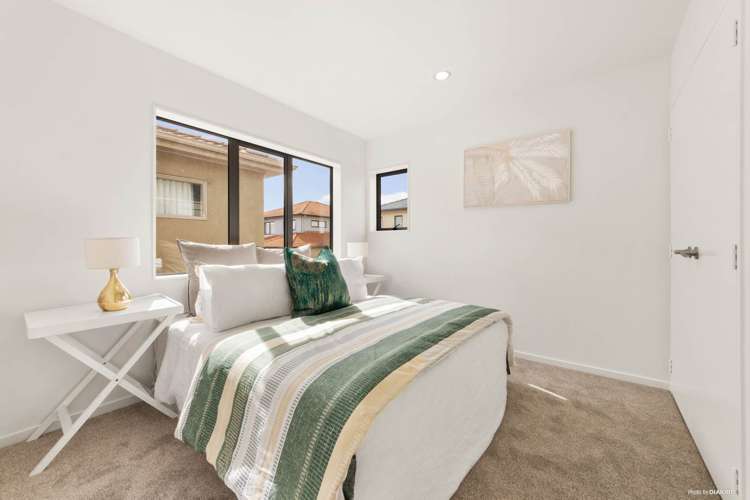 11 Bushpark Place Flat Bush_10