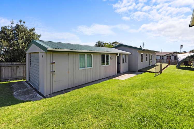 4 Costello Crescent Pukehina_13