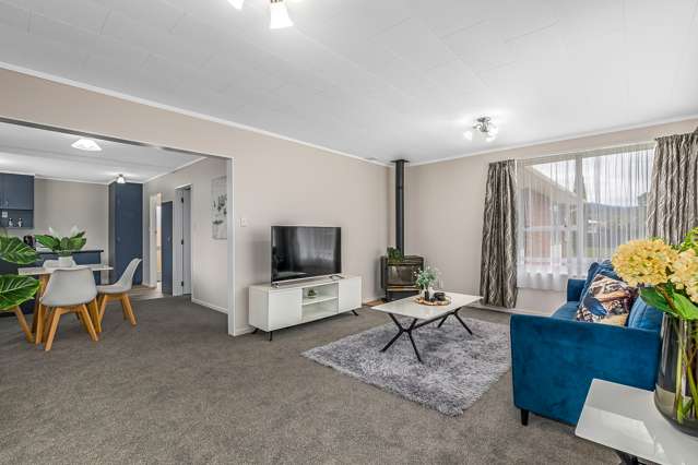 19 Harvard Grove Totara Park_2