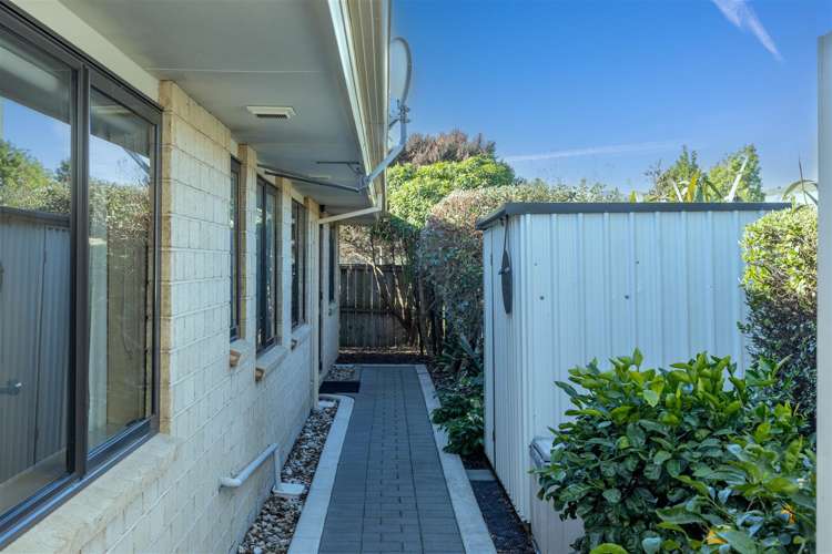 10 Woodstock Place Stoke_15