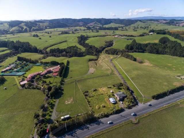 647 Whitford-Maraetai Road Beachlands_1