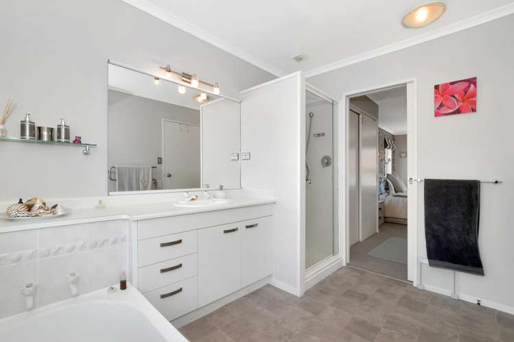 56 Sapphire Drive Hairini_18