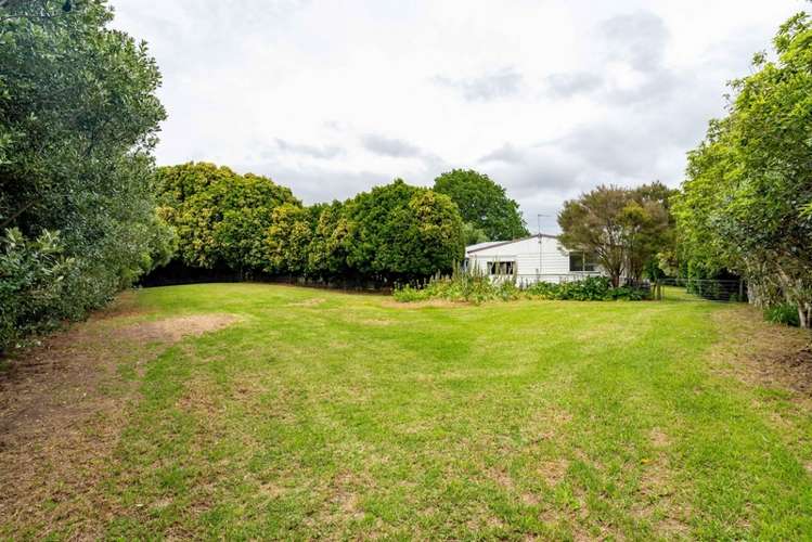 17 Pyle Road East Ruakaka_19
