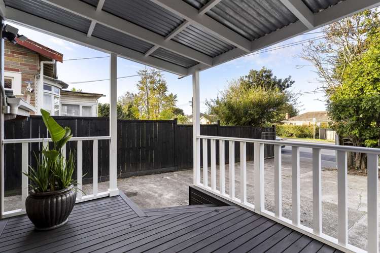 99 Rockfield Road Onehunga_1