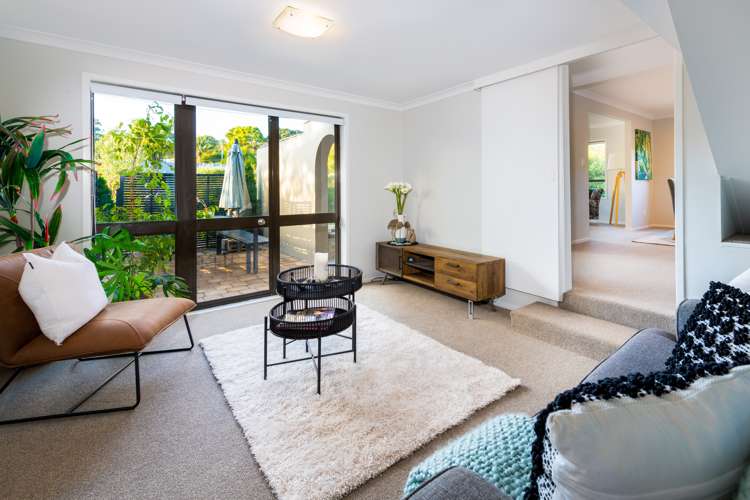 8a Westbourne Road Murrays Bay_11