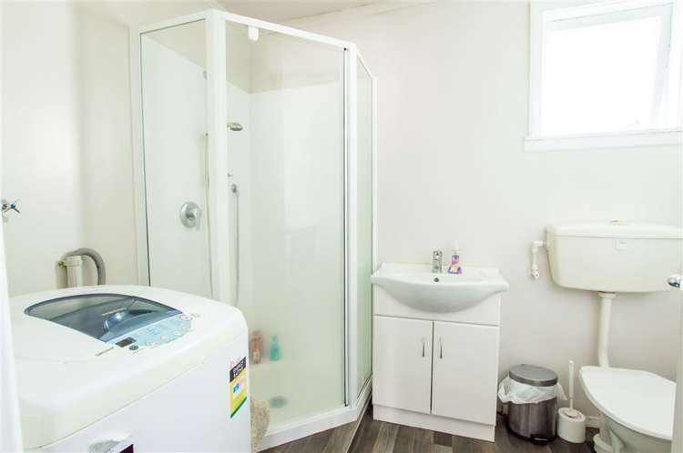 3/40 Kapiti Road Paraparaumu_5