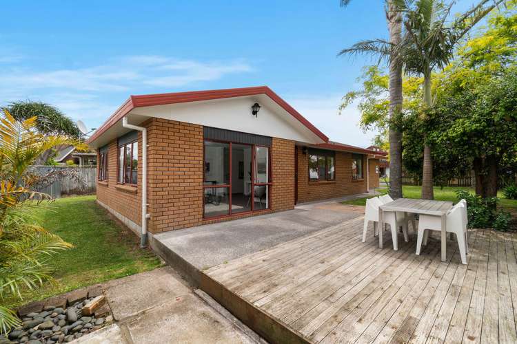 19 Glenhaven Place Te Atatu Peninsula_11