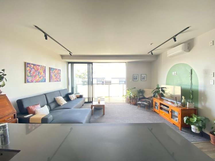 11/4161 Great North Road Glen Eden_1