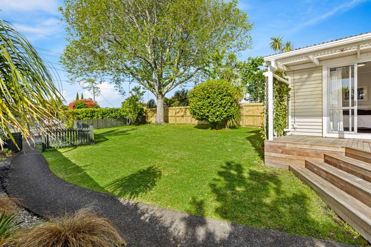 12 Renata Crescent Te Atatu Peninsula_15
