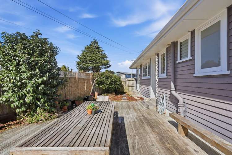 57 Chorley Avenue Massey_13