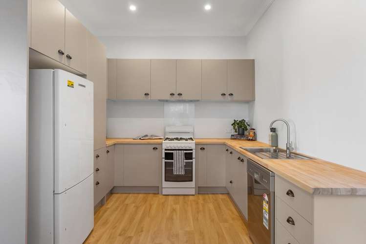 28 Crieff Street_5