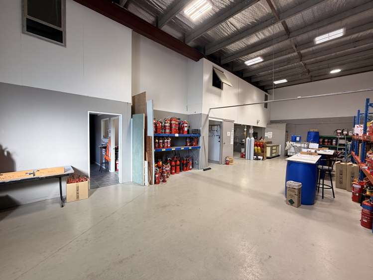 1/4 Amokura Street Henderson_4