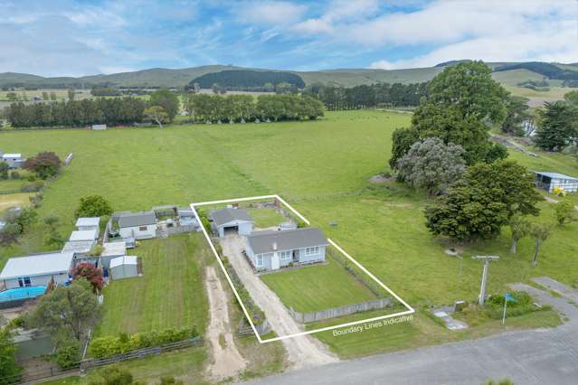 10 Jones Street Porangahau_1